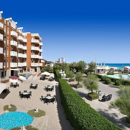 Hotel Continental Fano Kültér fotó